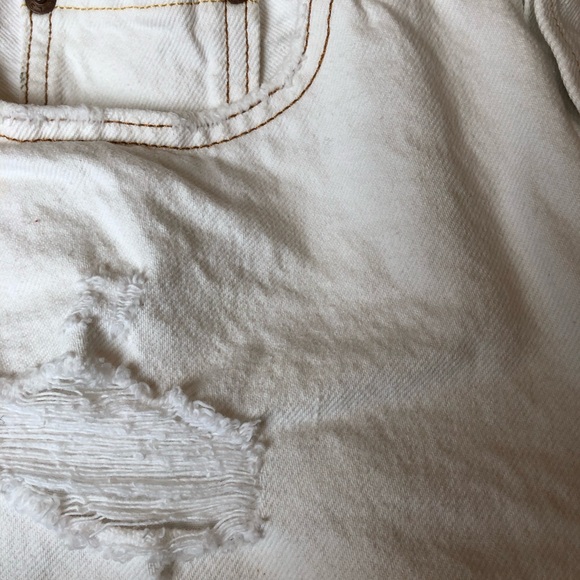 Free People Highwaisted Levi’s 501 Shorts Daisy Dukes Distressed Denim Jean 27 - Picture 3 of 10